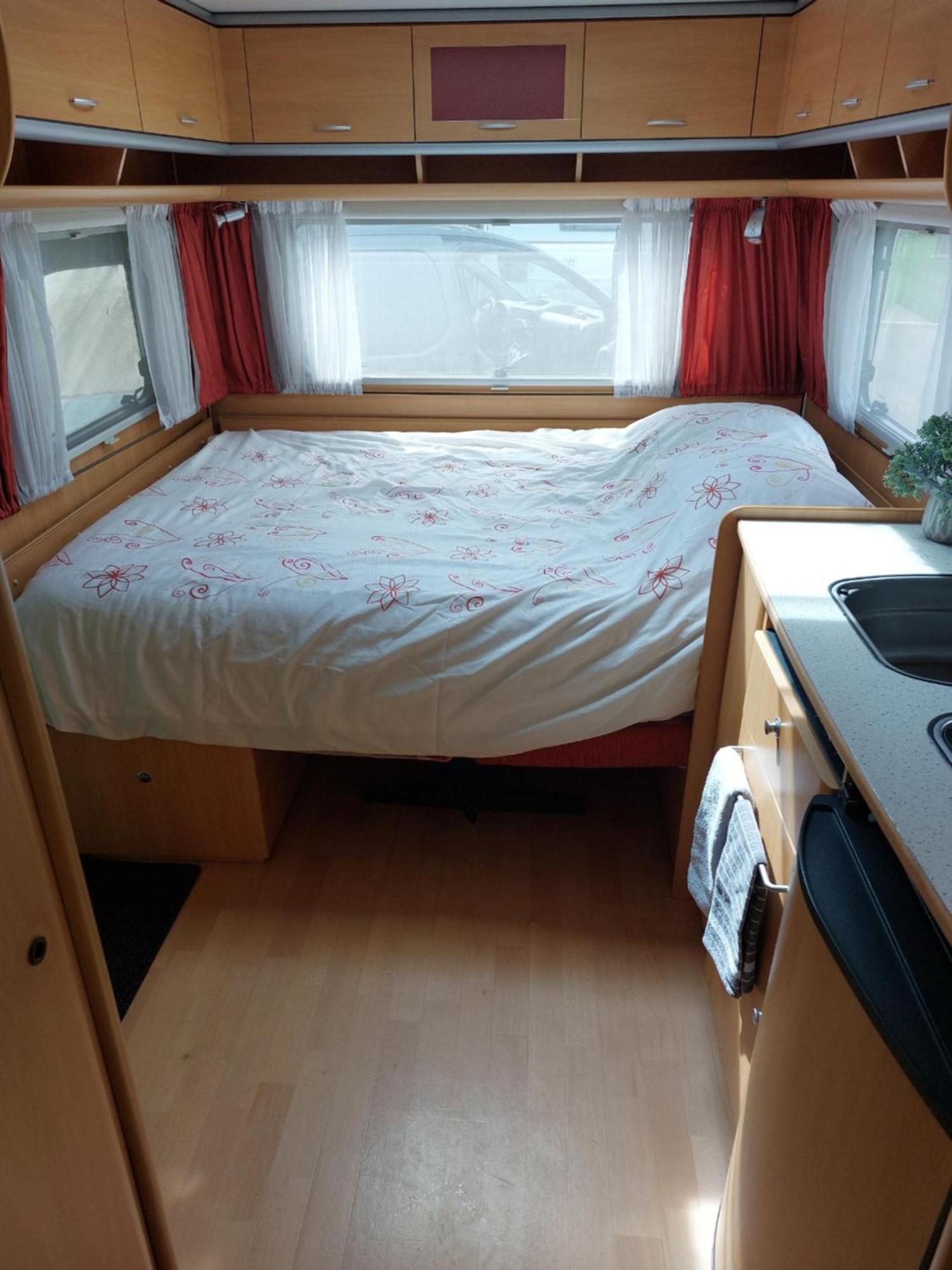 Nikita Caravane Aywaille Ngoại thất bức ảnh